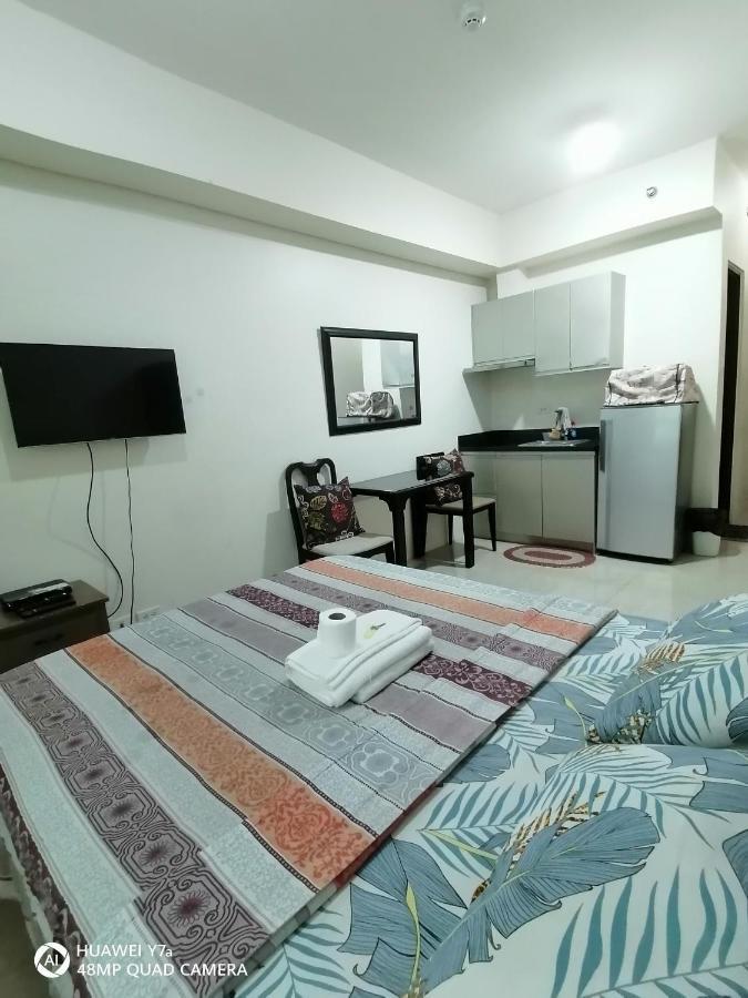 The Beacon Makati Staycation Suites Manila Bagian luar foto