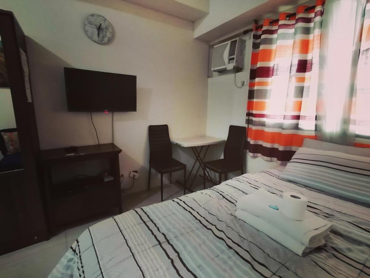 The Beacon Makati Staycation Suites Manila Bagian luar foto
