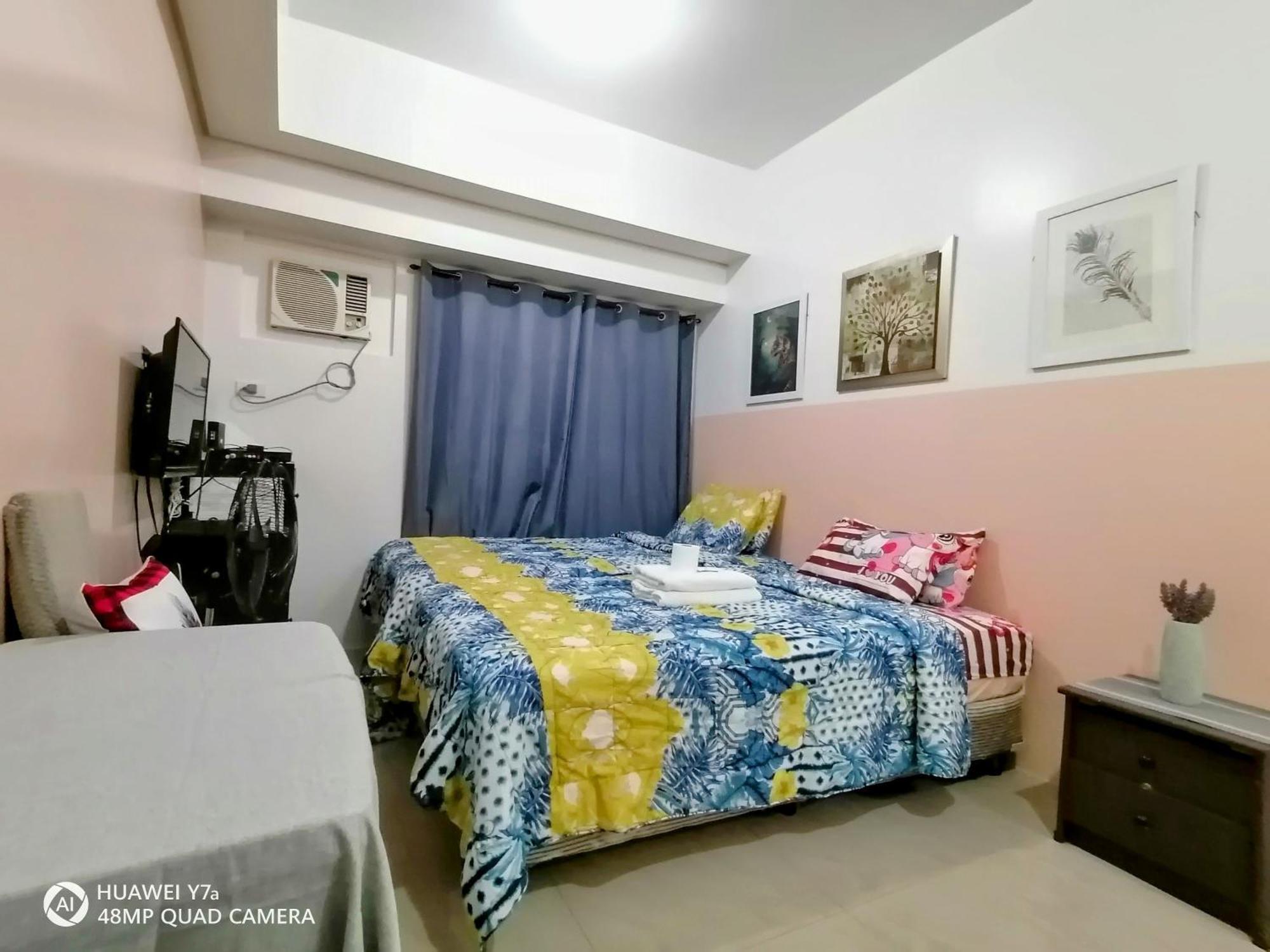 The Beacon Makati Staycation Suites Manila Bagian luar foto