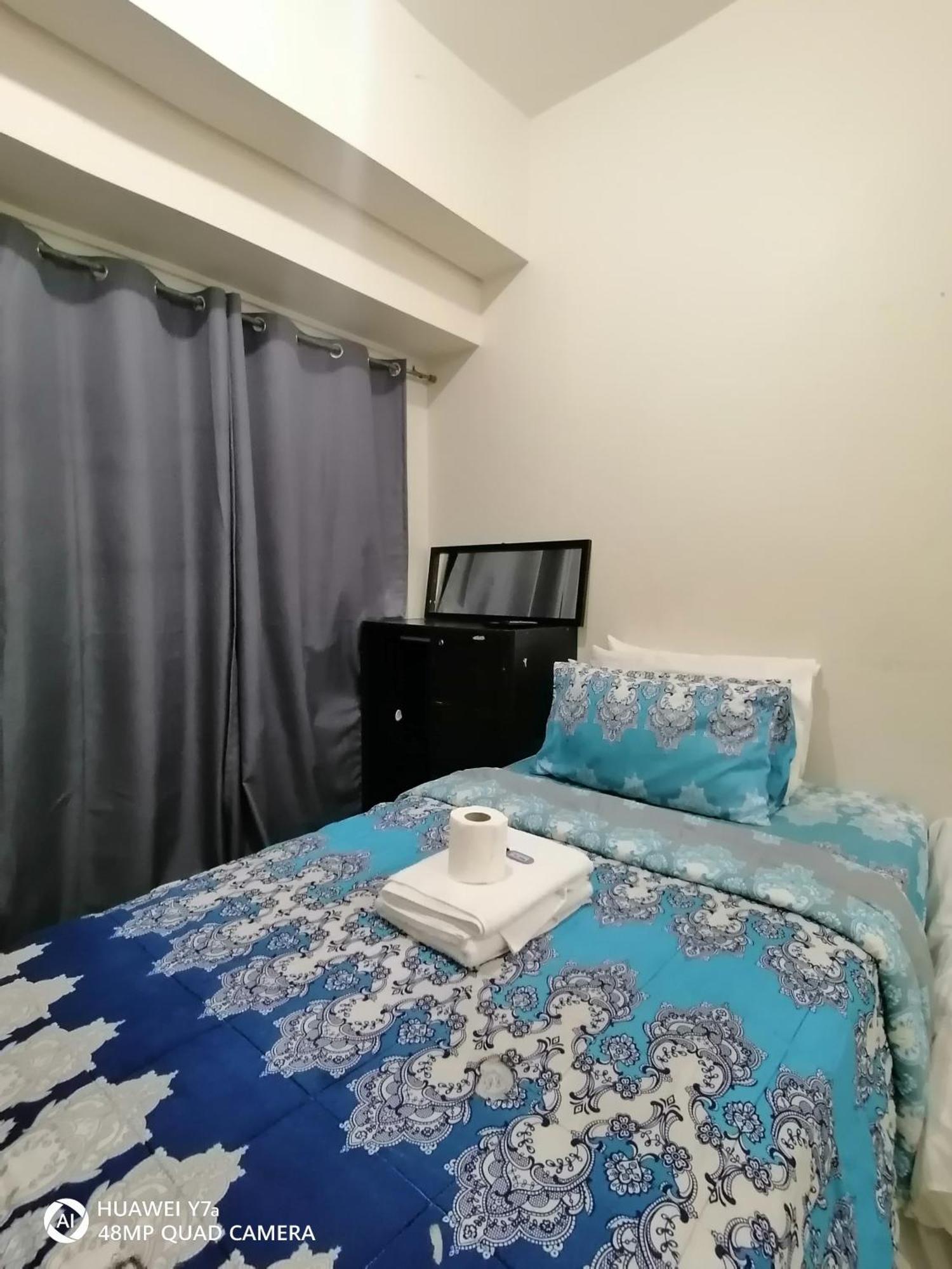The Beacon Makati Staycation Suites Manila Bagian luar foto